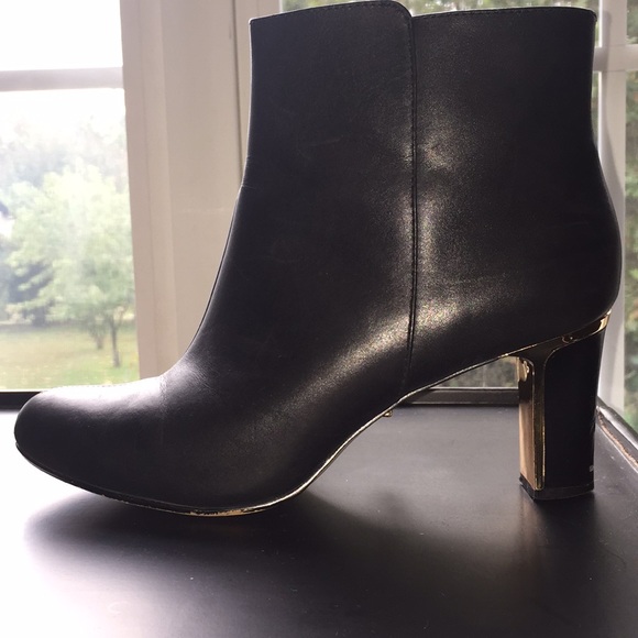 Anne Klein Black Leather Booties - Picture 8 of 8